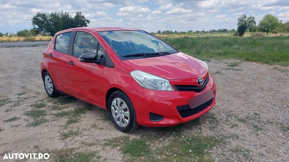 Toyota Yaris - 1