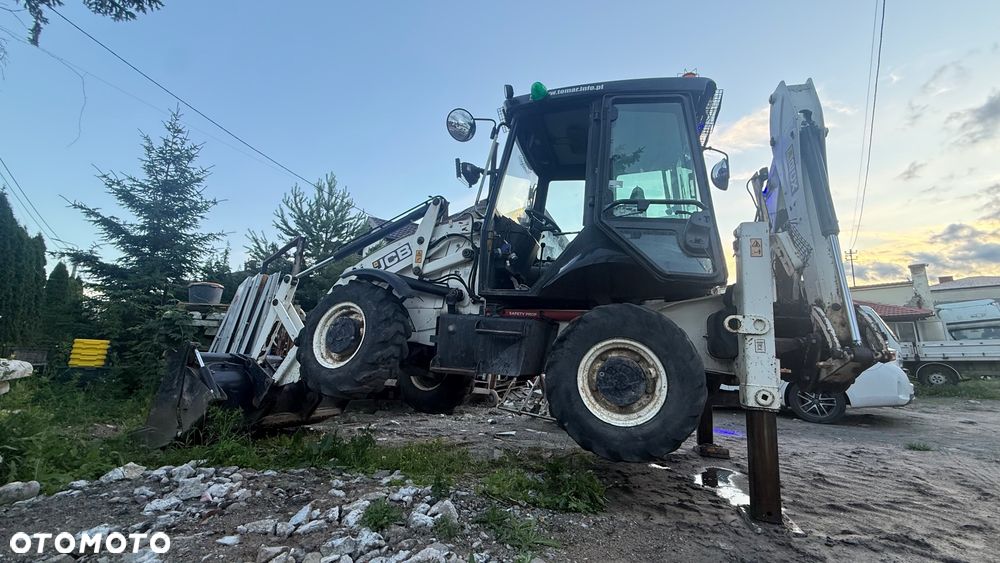 JCB 2cx - 12