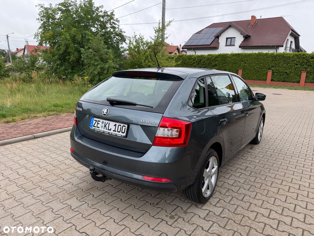 Skoda RAPID 1.2 TSI (Green tec) Emotion Plus - 14
