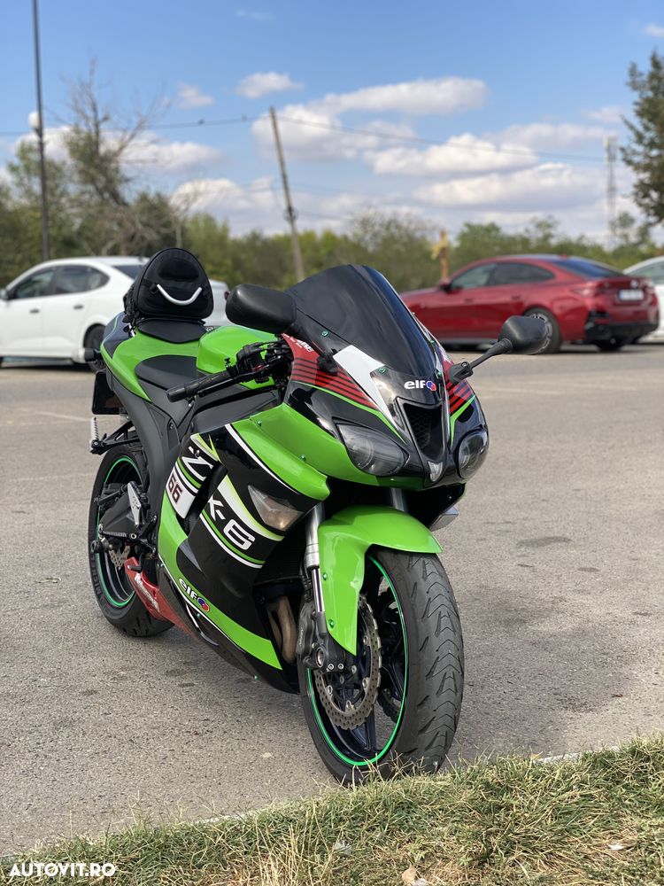 Kawasaki ZX-6R Ninja - 5