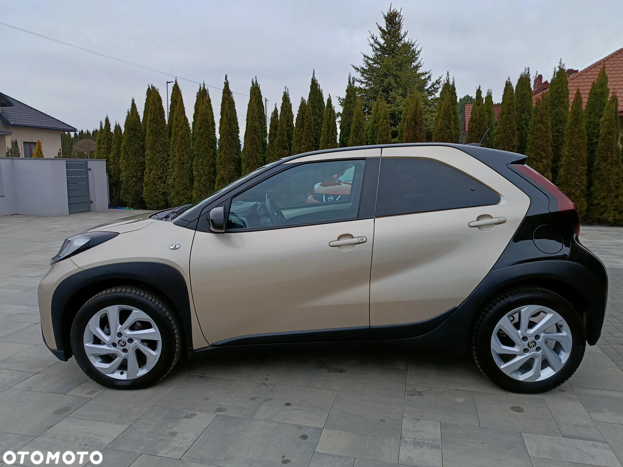 Toyota Aygo X 1.0 VVT-i Color Edition X-shift - 6