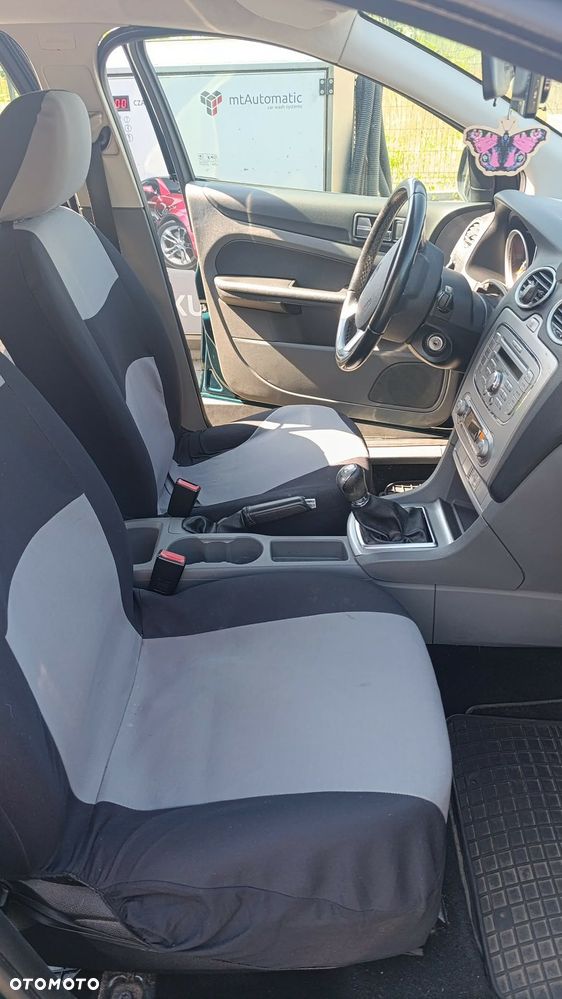 Ford Focus 1.6 Comfort - 15