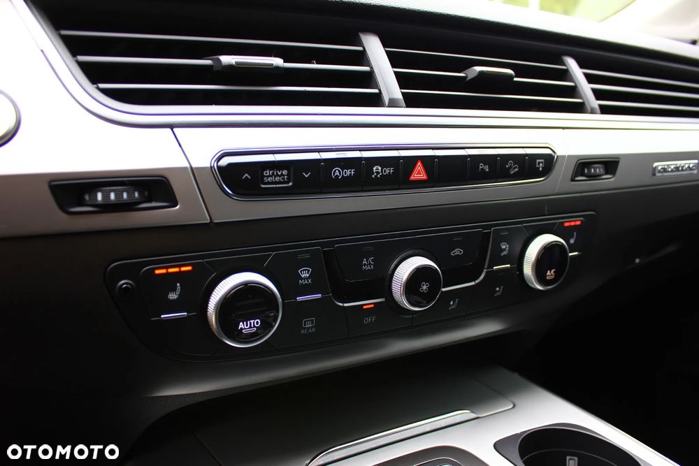 Audi Q7 - 30