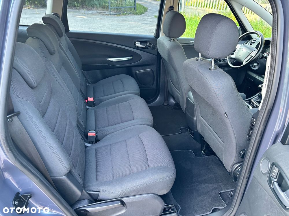 Ford S-Max 2.0 Titanium - 25