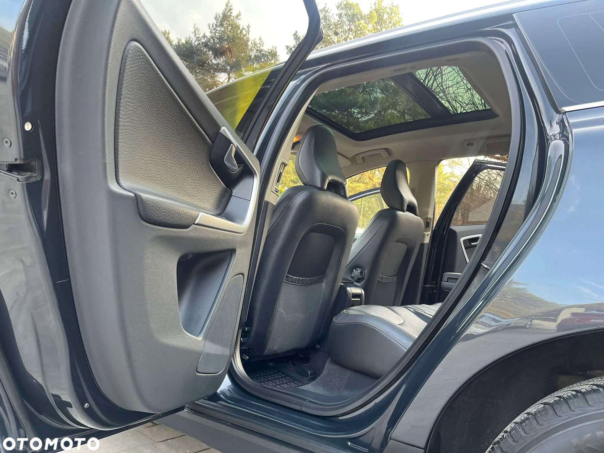 Volvo XC 60 2.4D AWD Summum - 16