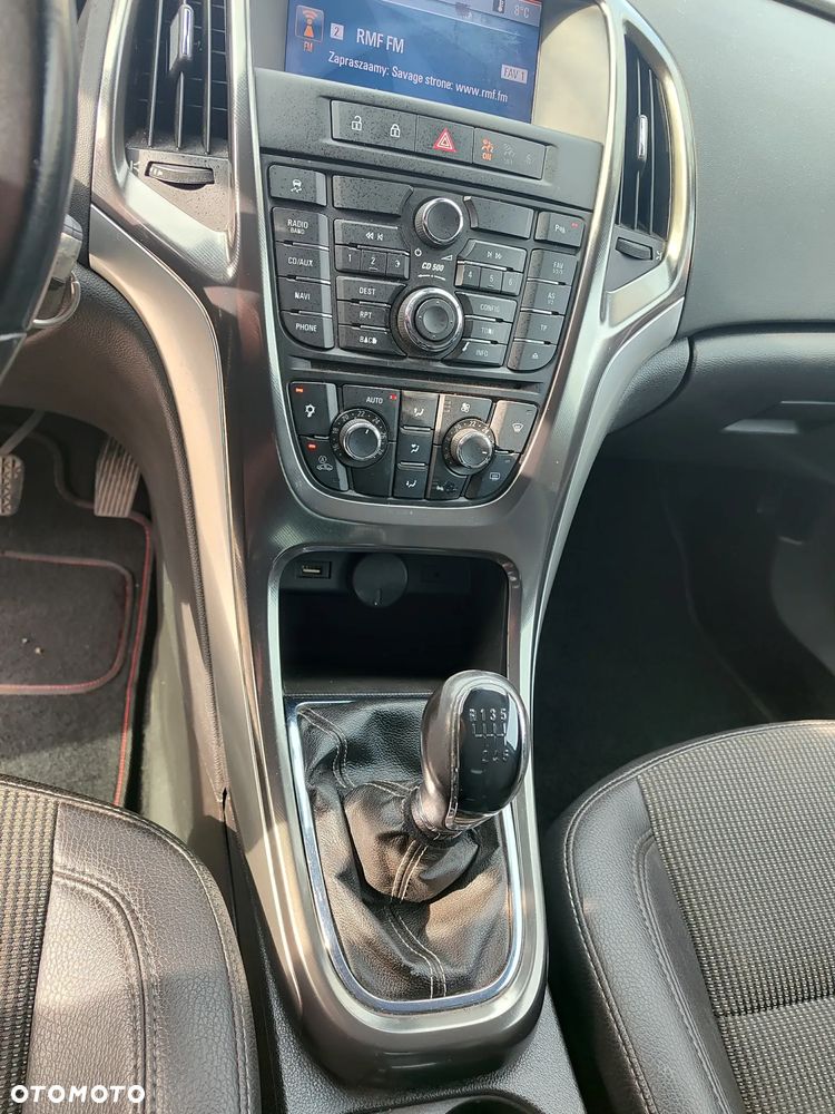 Opel Astra 1.7 CDTI - 12