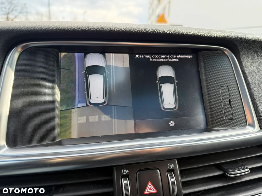 Kia Optima Plug-in Hybrid - 23