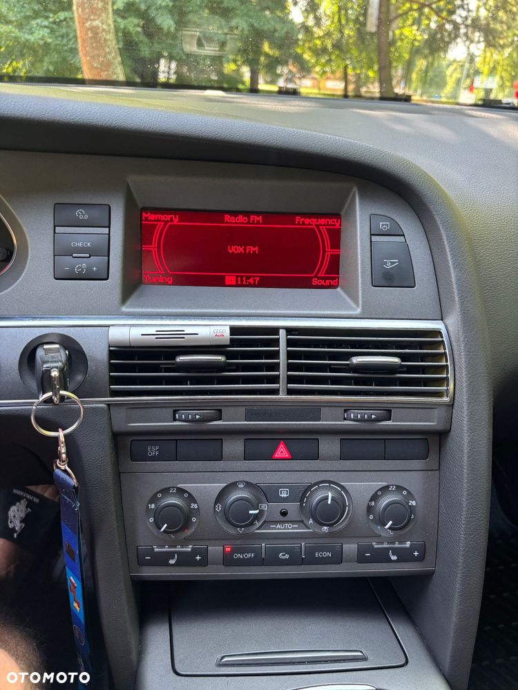 Audi A6 Avant - 18
