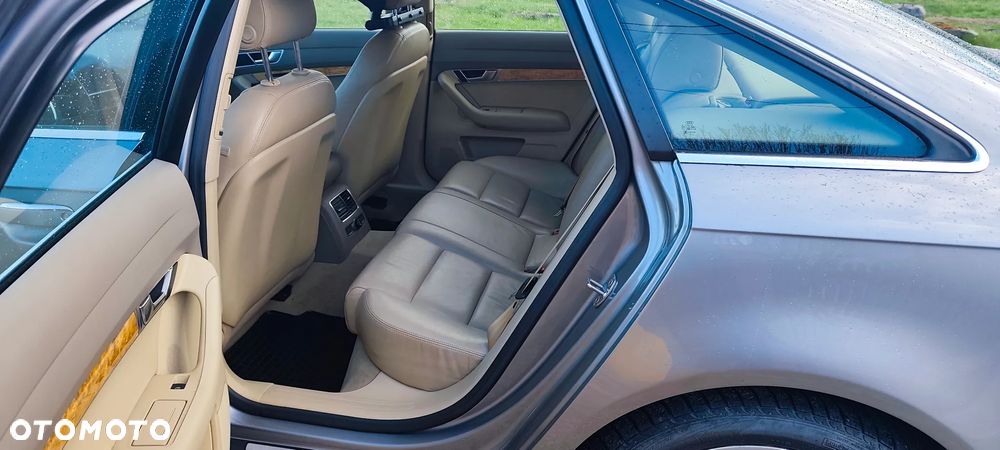 Audi A6 Limousine 4.2 Quattro Tiptronic - 13