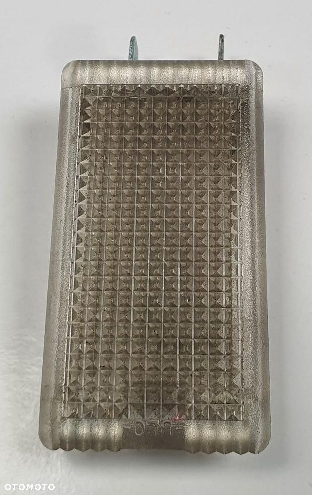 LAMPKA OŚWIETLENIE WNĘTRZA MERCEDES W126 - 1