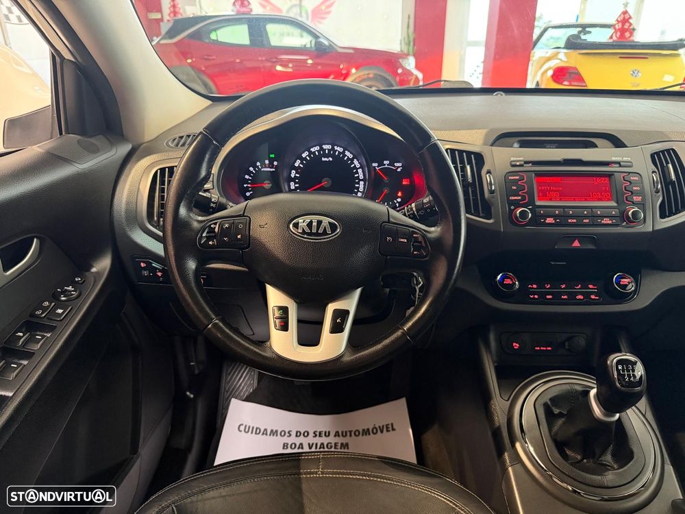 Kia Sportage 1.7 CRDI ISG More Edition - 8