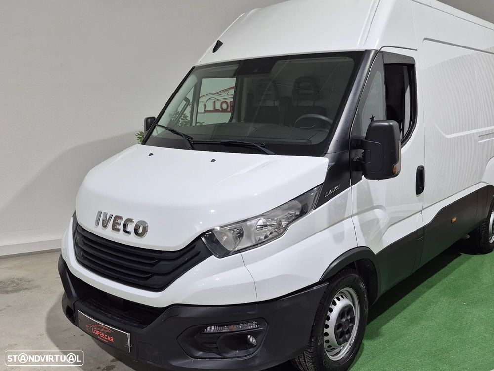 Iveco Daily 2.3 - 2022 | GARANTIA | NACIONAL - 12m3 - 156CV - 2