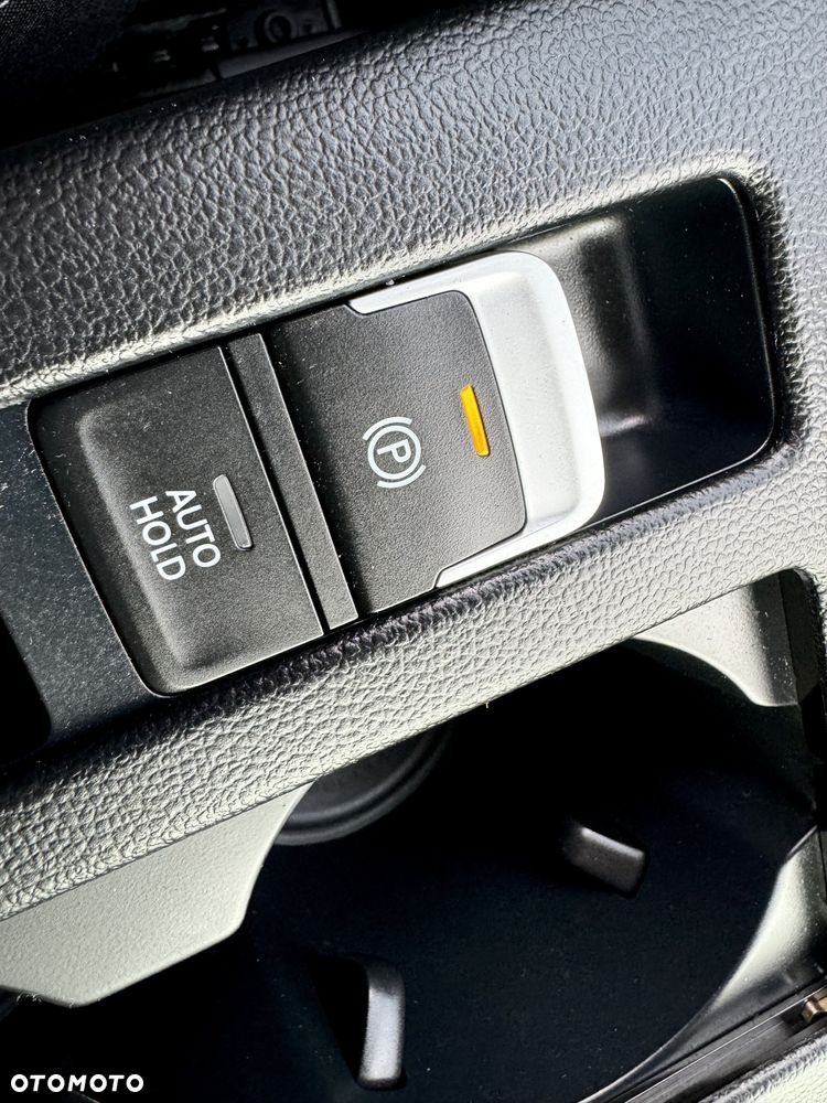 Volkswagen Passat Variant 2.0 TDI SCR Business - 20