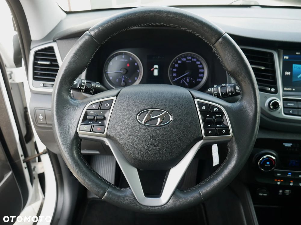 Hyundai Tucson 1.6 GDi 2WD Select - 30