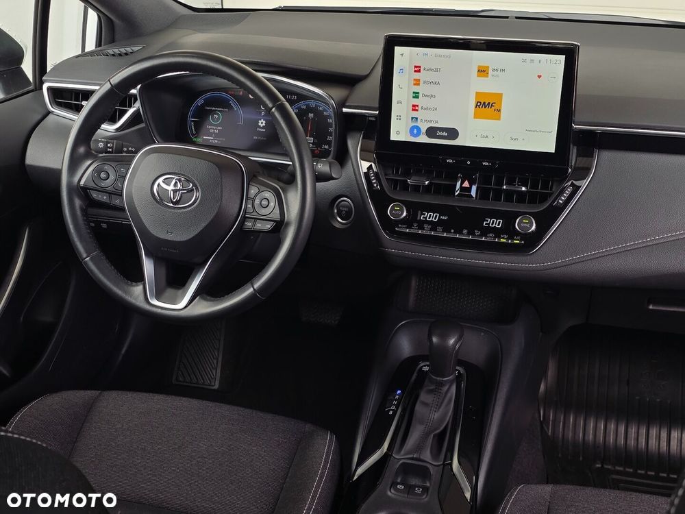 Toyota Corolla 1.8 Hybrid Comfort - 23