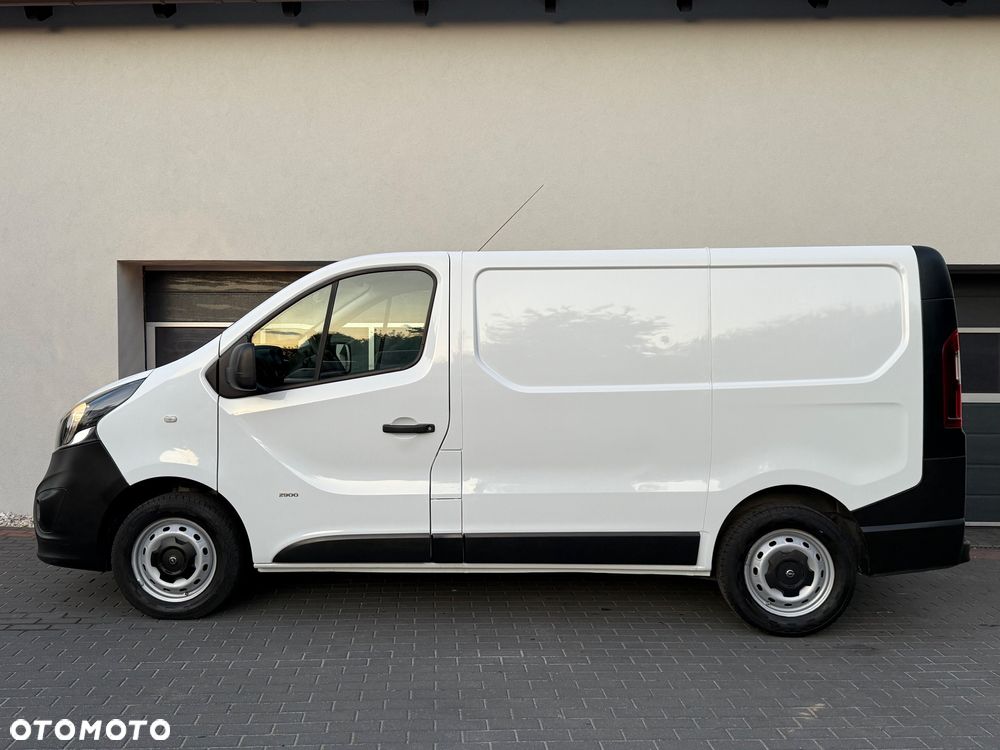 Opel Vivaro - 10
