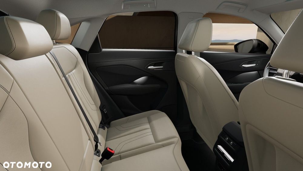 Audi Q3 Sportback - 12