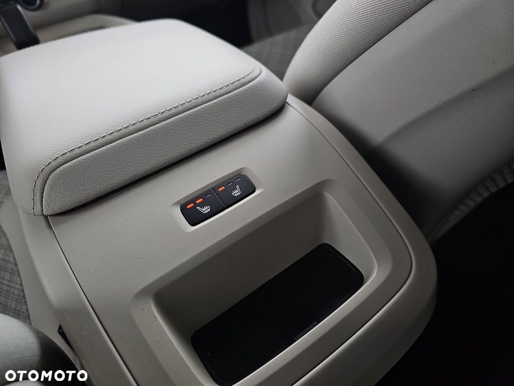 Volvo XC 60 - 33