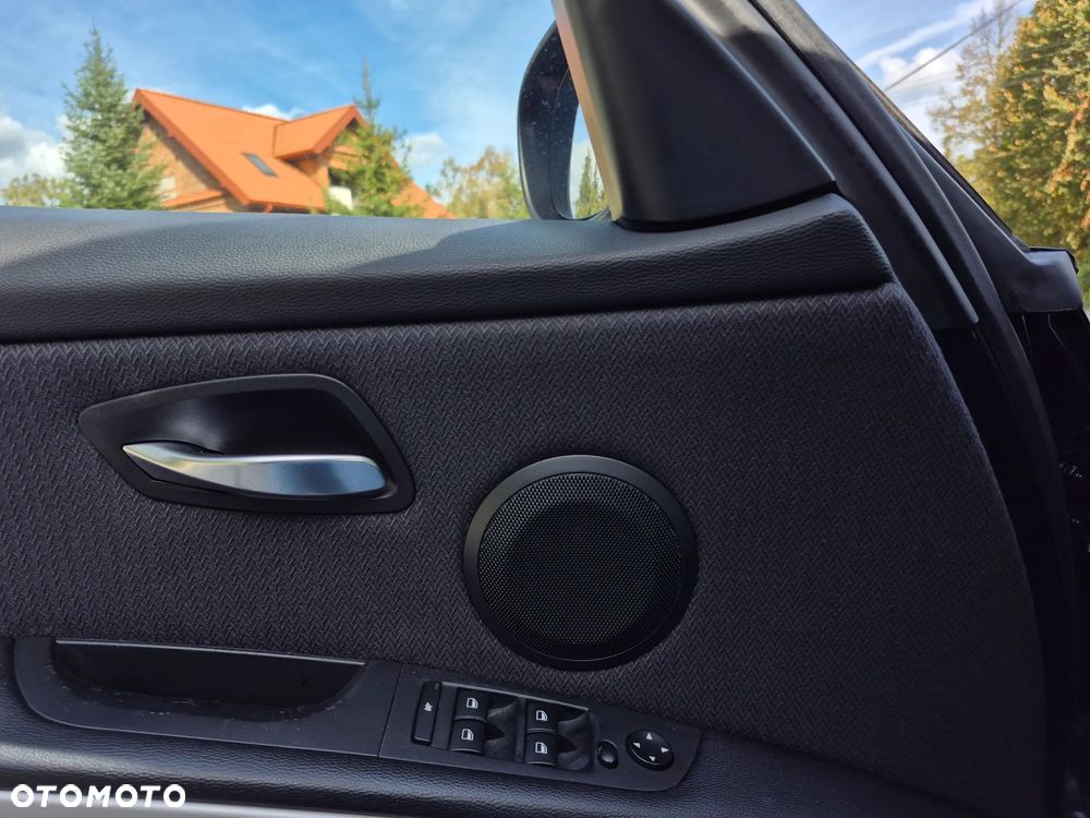 BMW Seria 3 318i Edition Lifestyle - 30