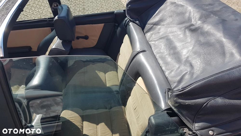 Volkswagen Golf 1.6 GTI - 9