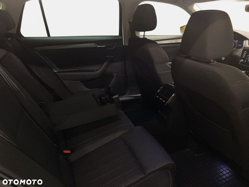 Skoda Superb - 17