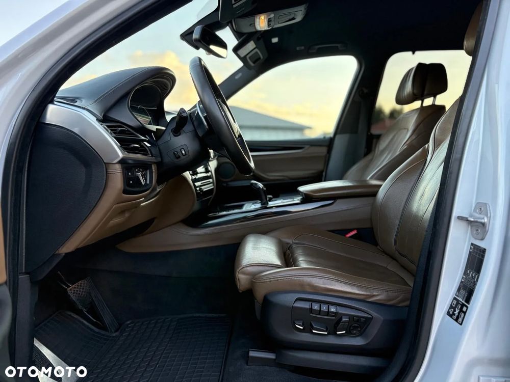 BMW X5 M M50d - 29