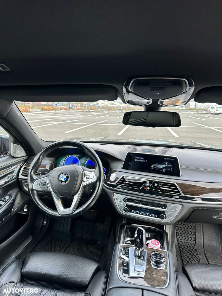 BMW Seria 7 740d xDrive - 9