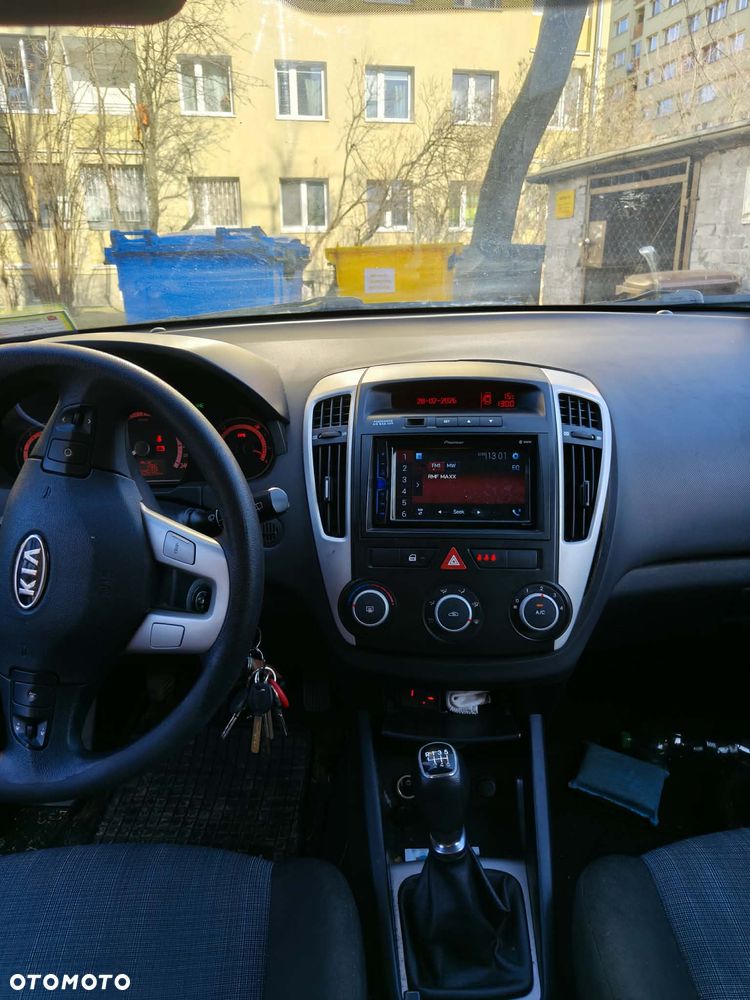 Kia Ceed 1.6 Crdi L - 6
