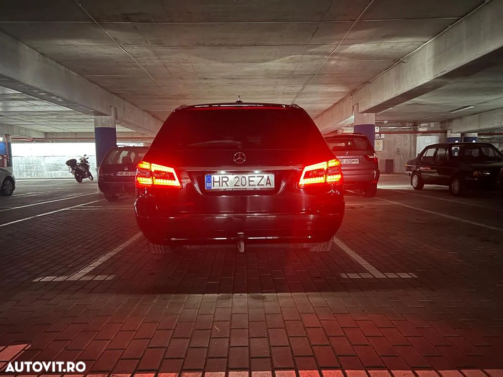 Mercedes-Benz E 220 CDI BlueEfficiency - 3