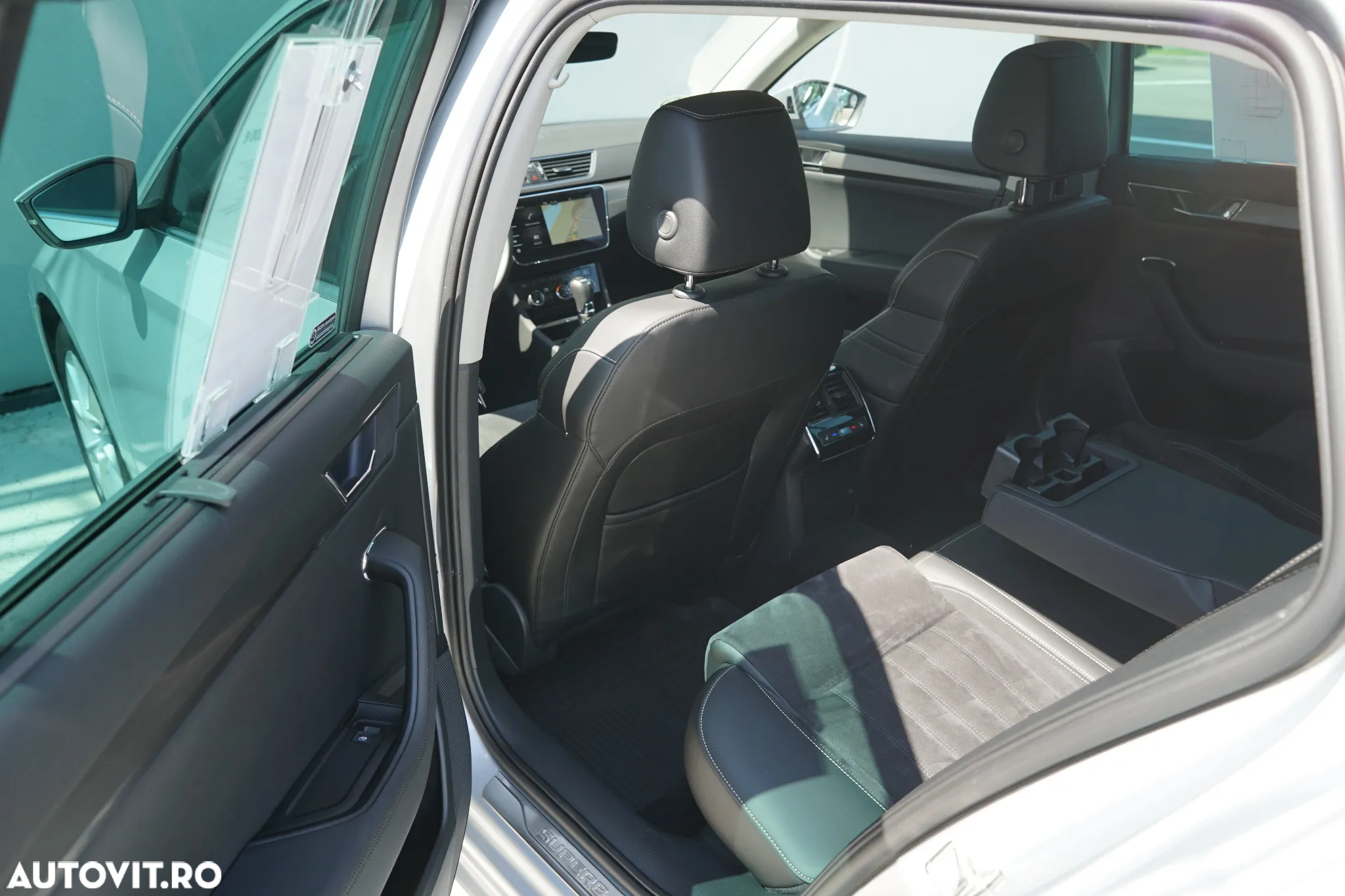 Skoda Superb Combi 2.0 TDI 4X4 DSG Style - 33