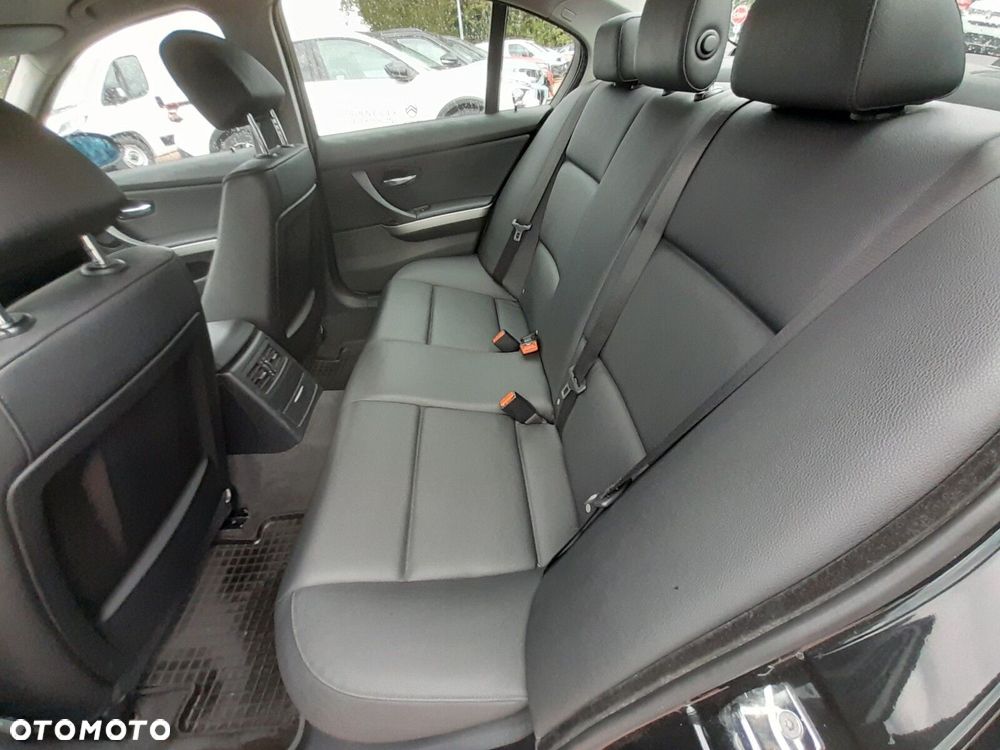 BMW Seria 3 - 15