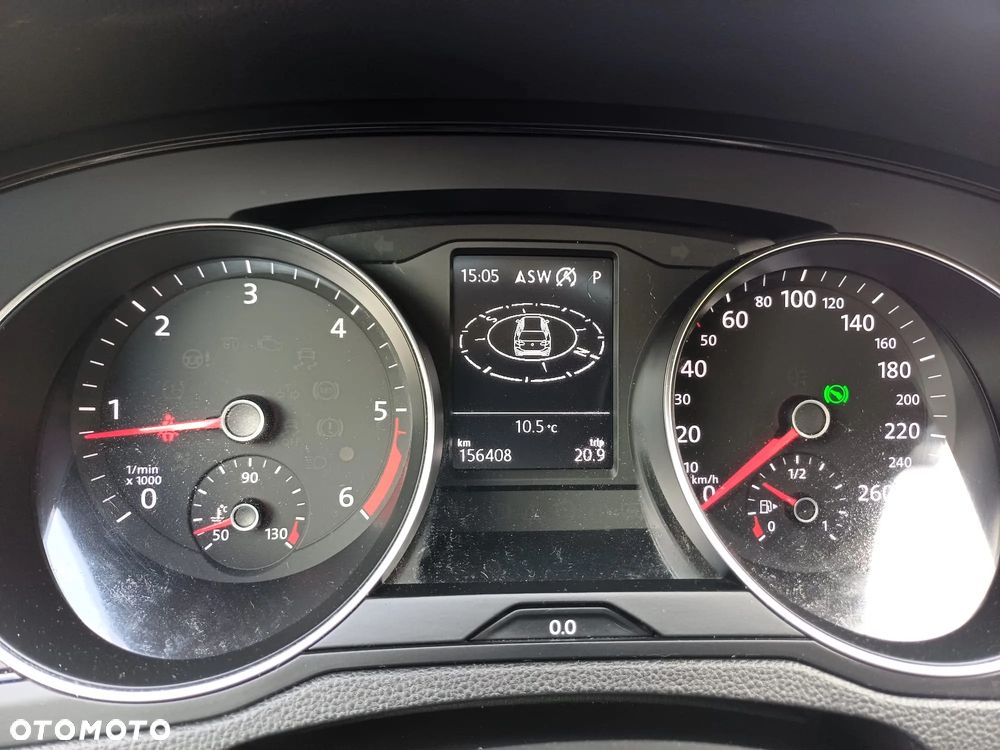Volkswagen Passat Variant 2.0 TDI SCR DSG Comfortline - 6