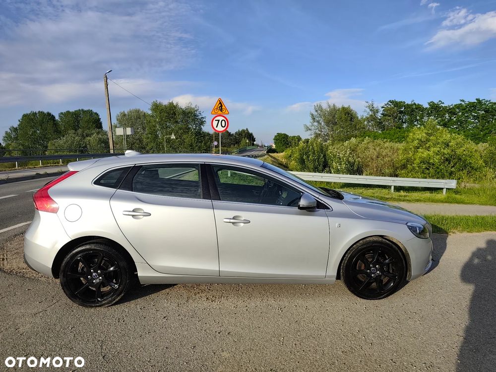 Volvo V40 D2 Ocean Race - 8