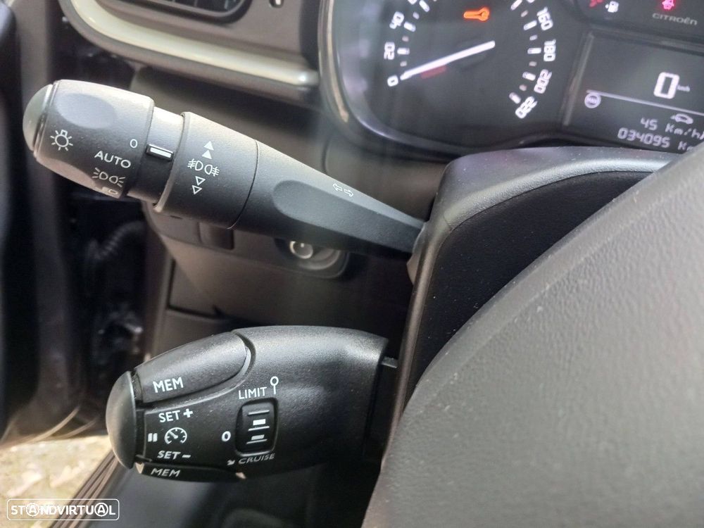 Citroën C3 1.2 PureTech Plus - 24