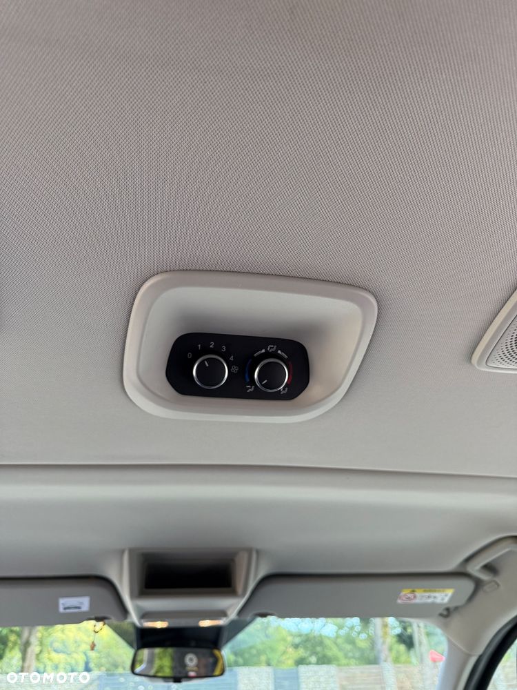 Ford Tourneo Custom 2.0 EcoBlue L1 Active SelectShift - 21