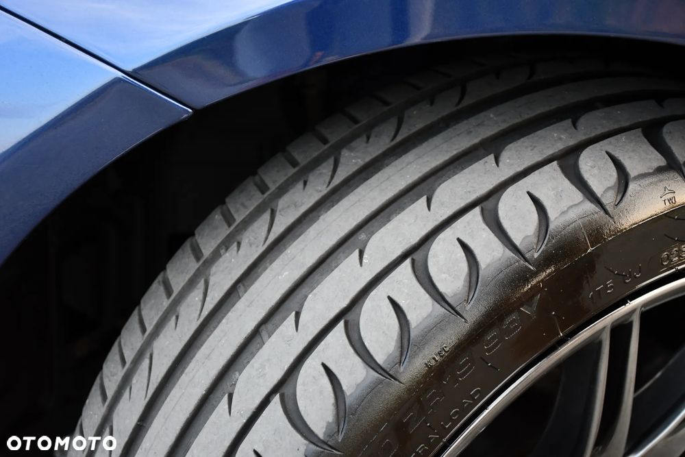 BMW Seria 3 318i Sport Line - 27