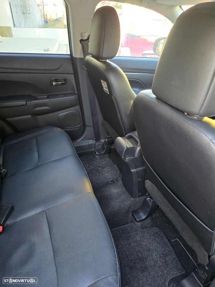 Mitsubishi ASX 1.8 DI-D Cross City - 12