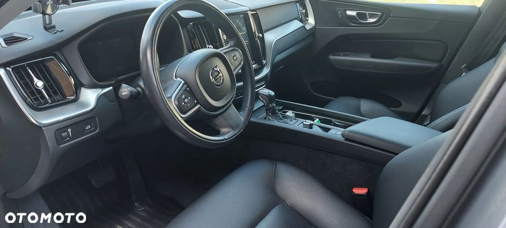 Volvo XC 60 - 25