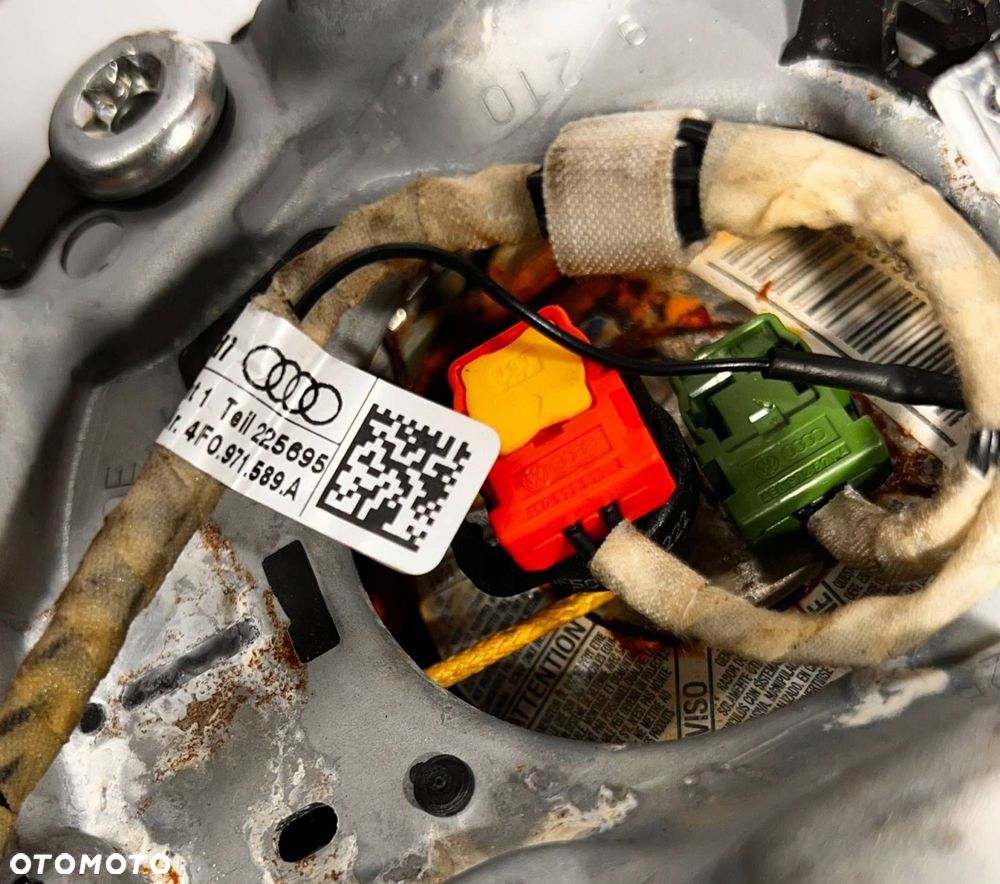 Kierownica Audi A4 S4 B7 8E 8H 2007 - 3