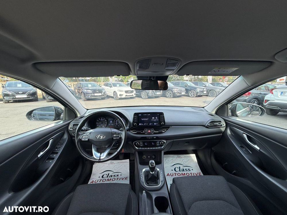 Hyundai i30 1.5 110CP M/T Highway - 13