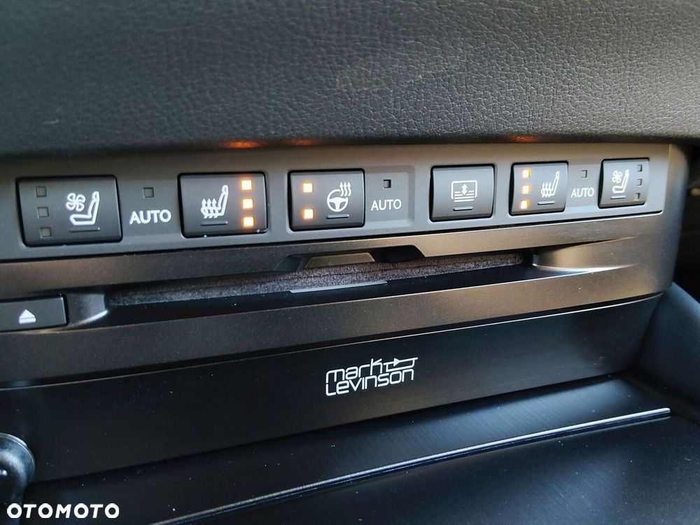 Lexus ES 300h Prestige - 19