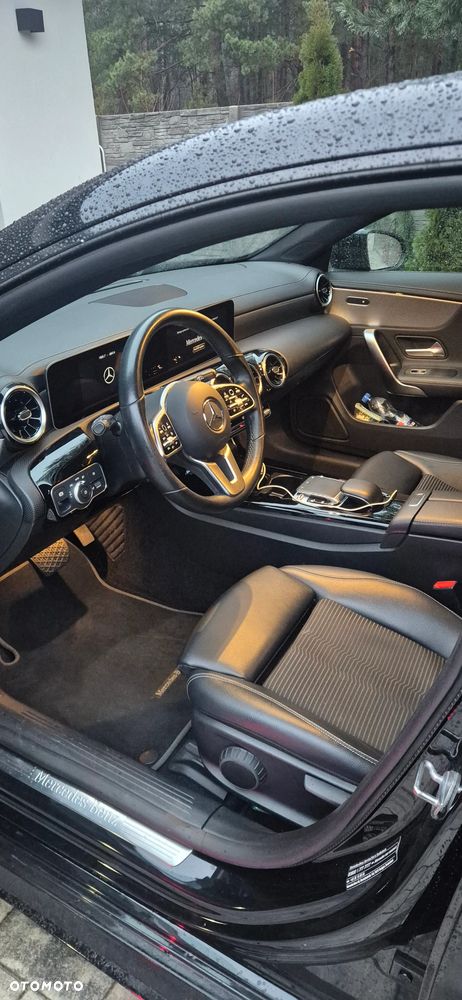 Mercedes-Benz CLA 200 7G-DCT AMG Line - 7