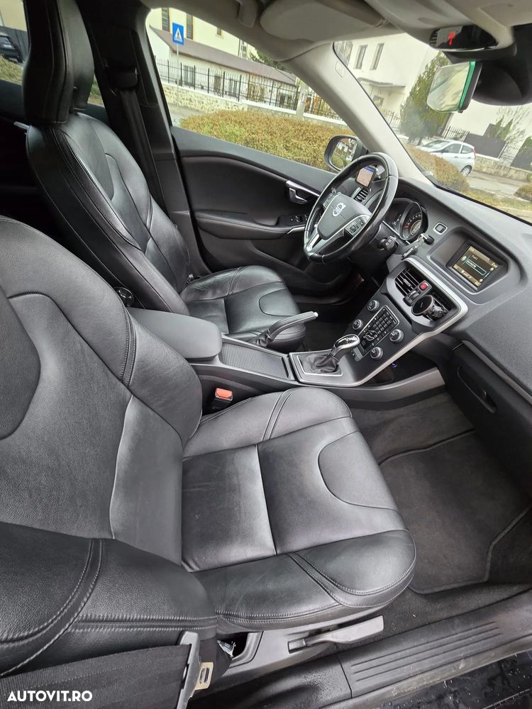 Volvo V40 D2 ECO Aut. Summum - 18