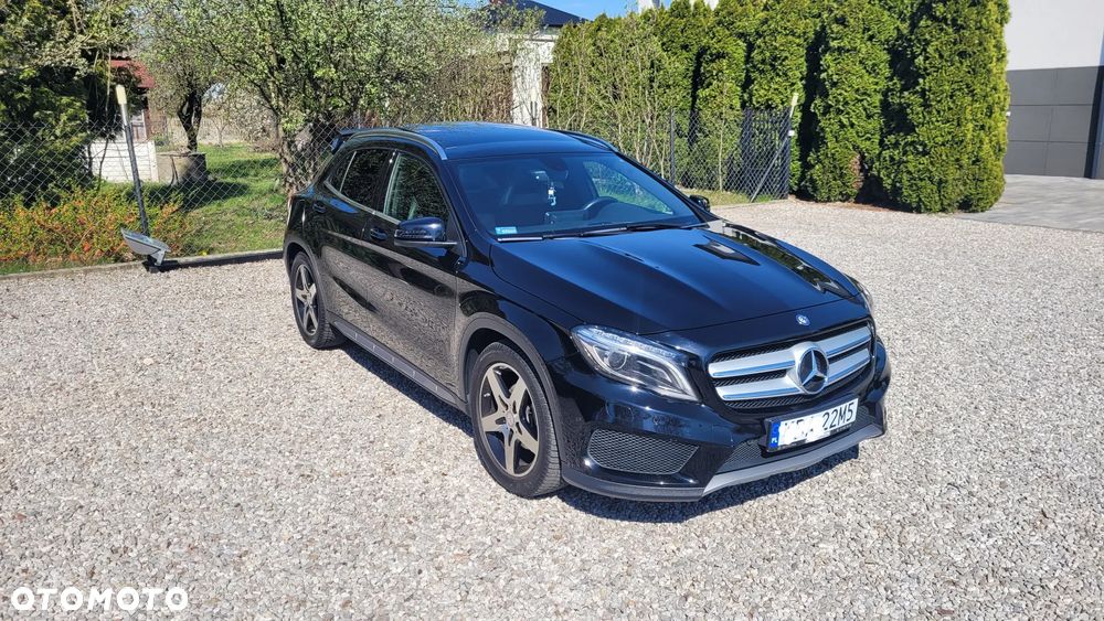 Mercedes-Benz GLA 200 7G-DCT AMG Line - 2