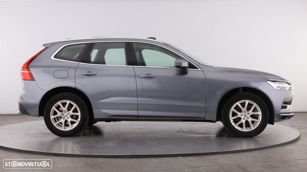 Volvo XC 60 2.0 T8 PHEV Momentum Plus AWD - 8
