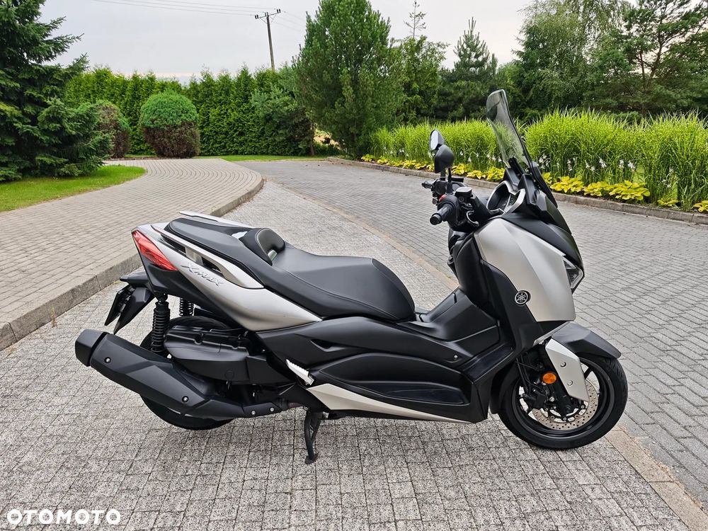 Yamaha X-max - 8