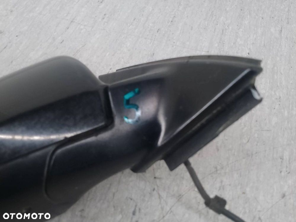 LUSTERKO PRAWE AUDI A4 B6 LY9B - 3