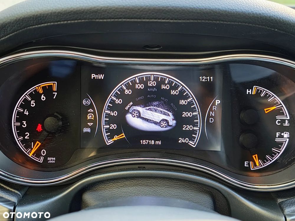 Jeep Grand Cherokee 5.7 V8 HEMI 4WD Automatik S - 32