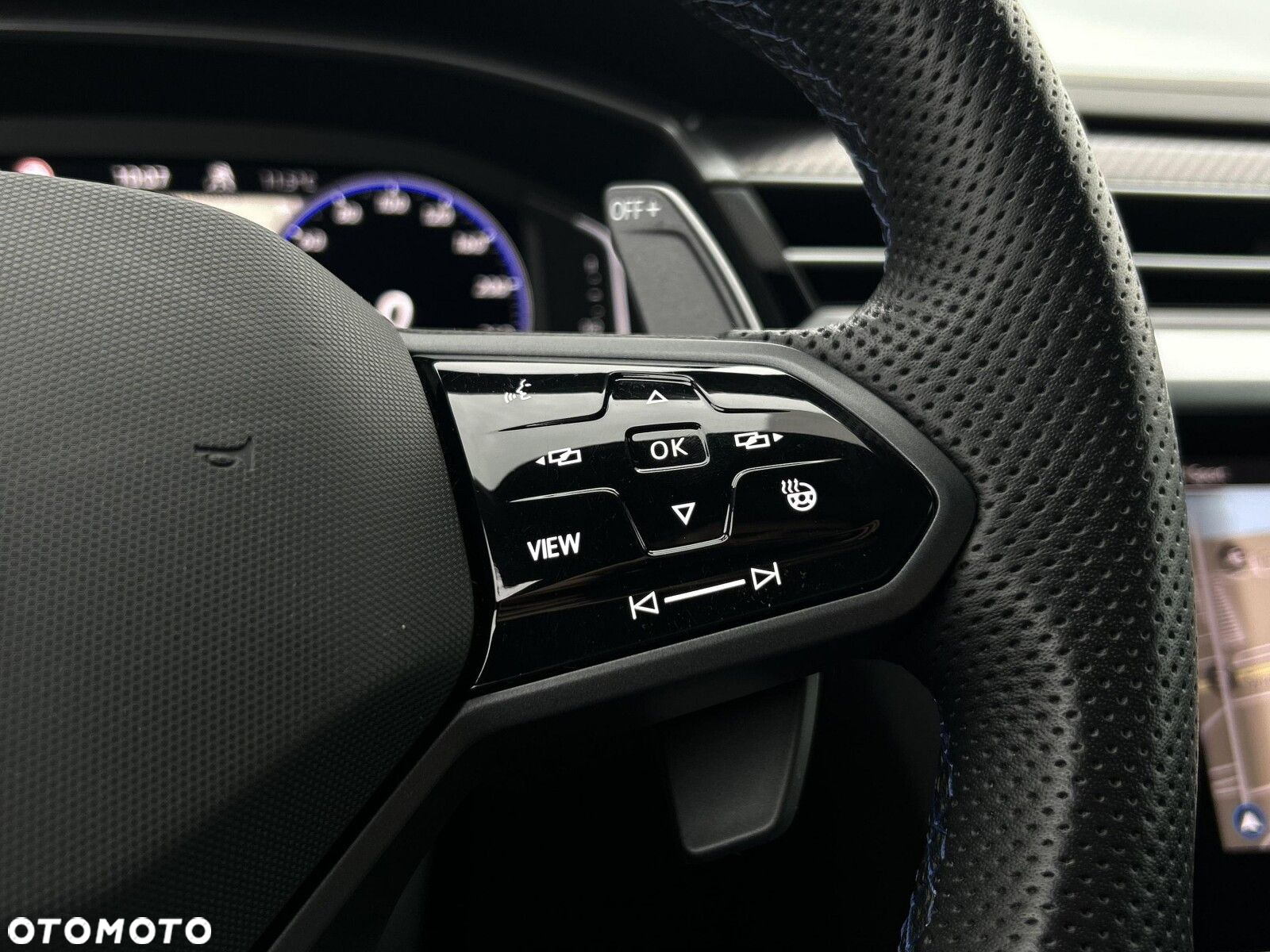 Volkswagen Arteon 2.0 TSI 4Motion R DSG - 35
