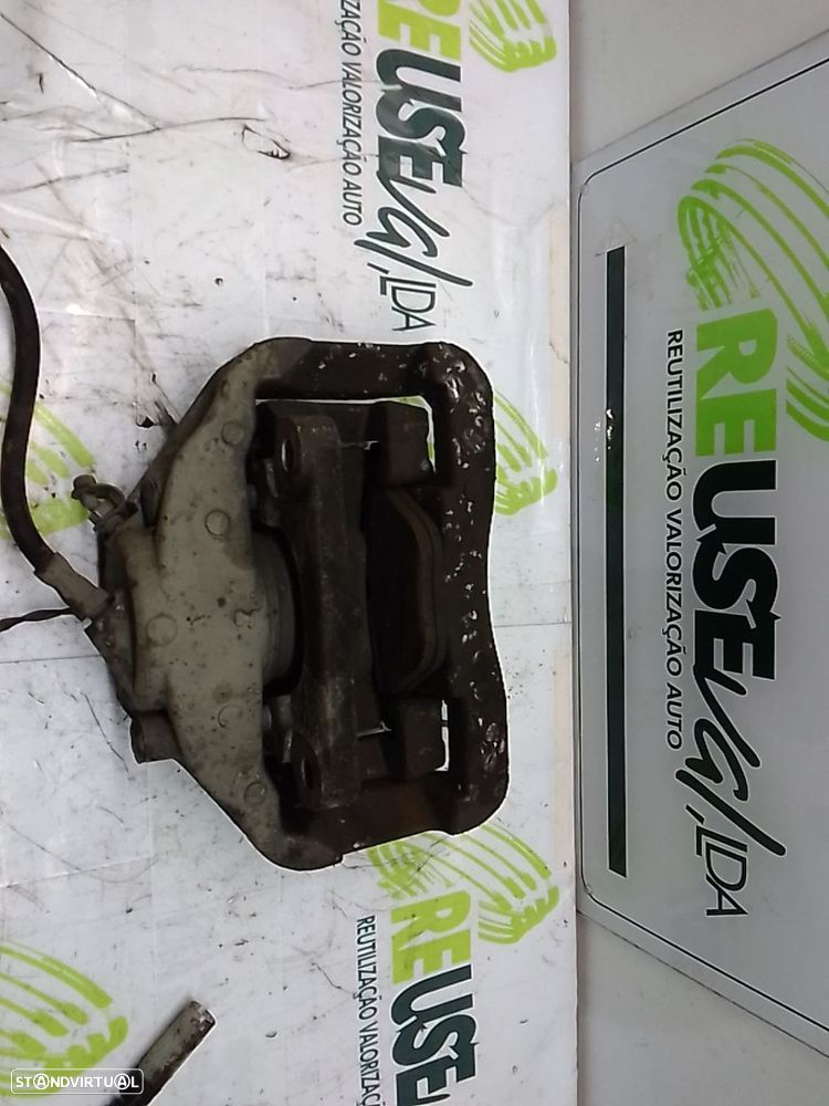 Pinça Travão Fr Esq Bmw 5 Touring (E61) - 2